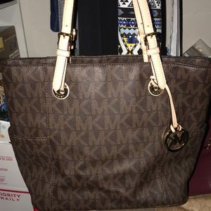 Michael Kors purse